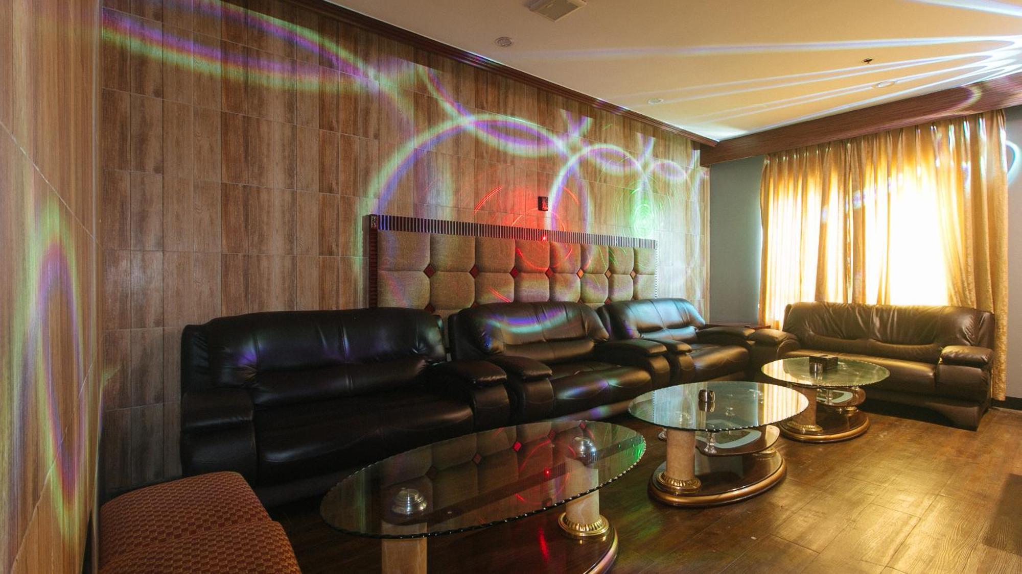 Hotel Reddoorz Premium At Jjimjbang