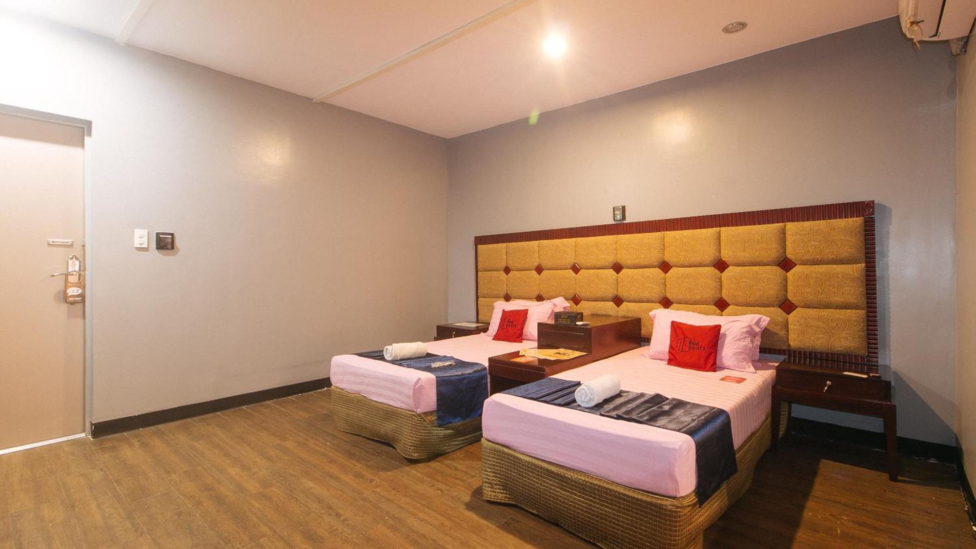 Reddoorz Premium At Jjimjbang * Manila