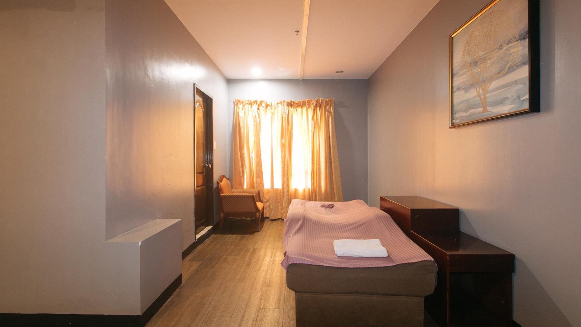 Reddoorz Premium At Jjimjbang Hotel *